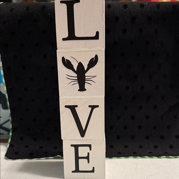 White Block Decor with 4 Designs and 4 words - Picture 2 of 13